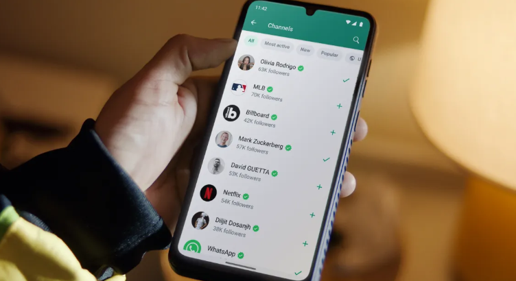WhatsApp Page and Telegram Download Features You Should Know